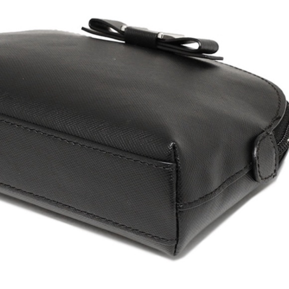 COACH Darcy Black Leather Cosmetic Case New w/o Tags Retail $85-$78 - Picture 3 of 4